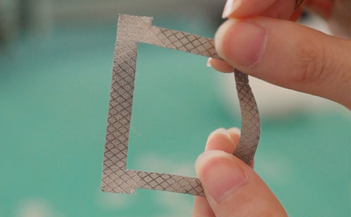 導(dǎo)電布切割效果