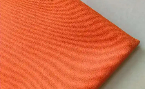 振動(dòng)刀切割芳綸布｜高強(qiáng)纖維材料高精度切割方案